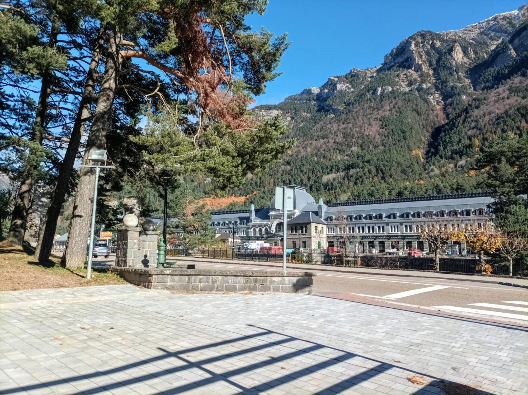 Appartement Collarada Avairent Estacion Canfranc